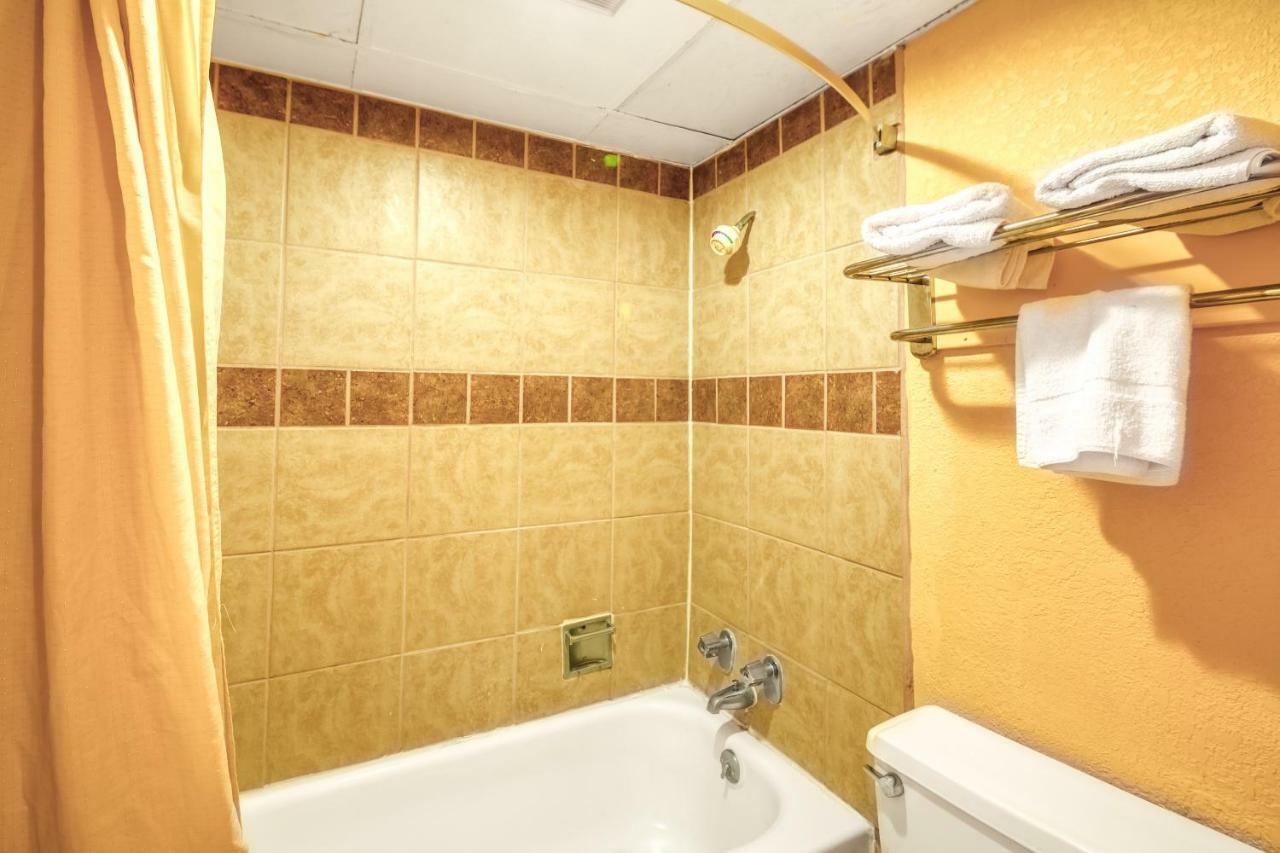 Budget Inn And Suites Crowley 외부 사진